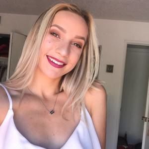 Meet your Posher, Marissa